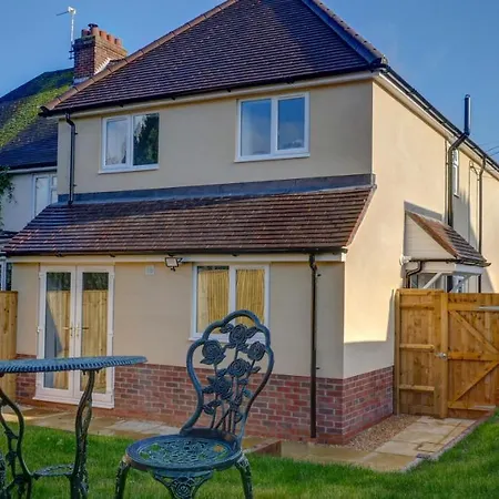 Апартаменты Didcot- Private Flat With Garden & Parking 03 Экстерьер фото